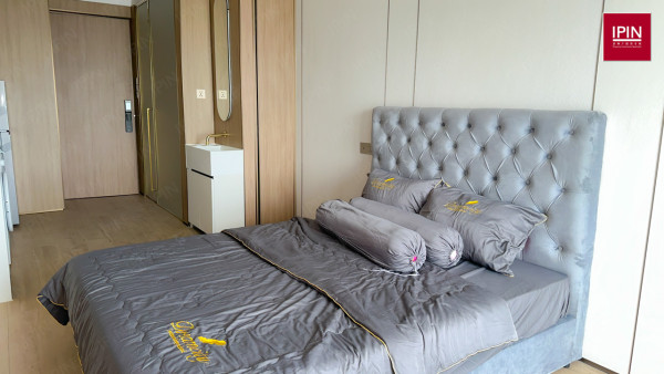 Urgent Sale: Condo for sale below market price 75,000$ at Koh Norea, Phnom Penh.