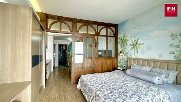 Urgent Sale: Condo for sale below market price $140,000 at Chroy Changvar, Phnom Penh.